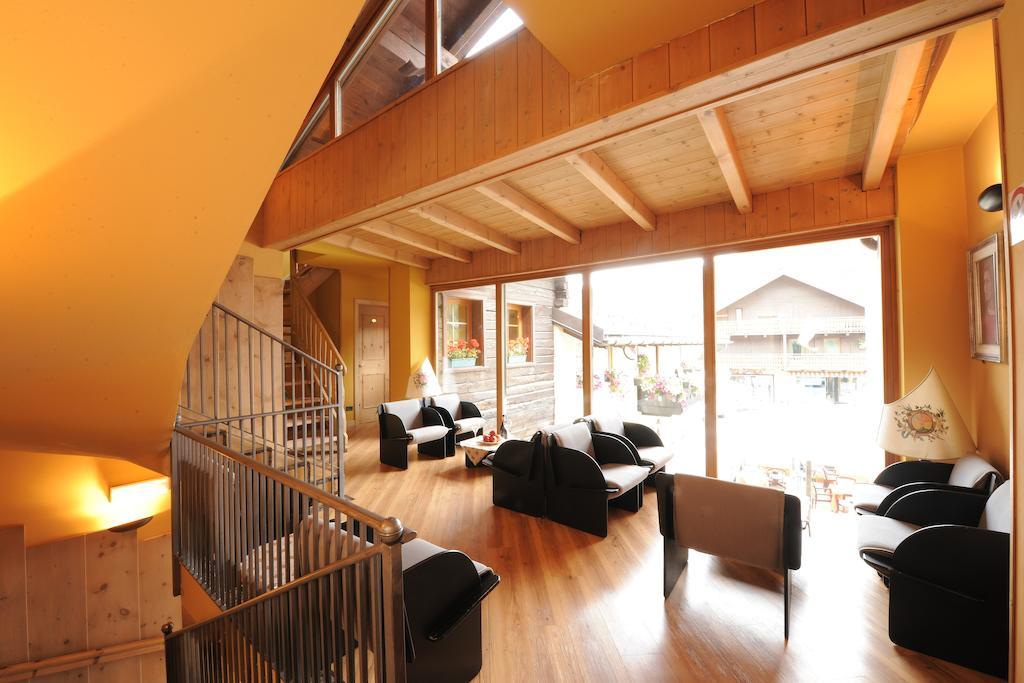 Hotel Astra Livigno Extérieur photo